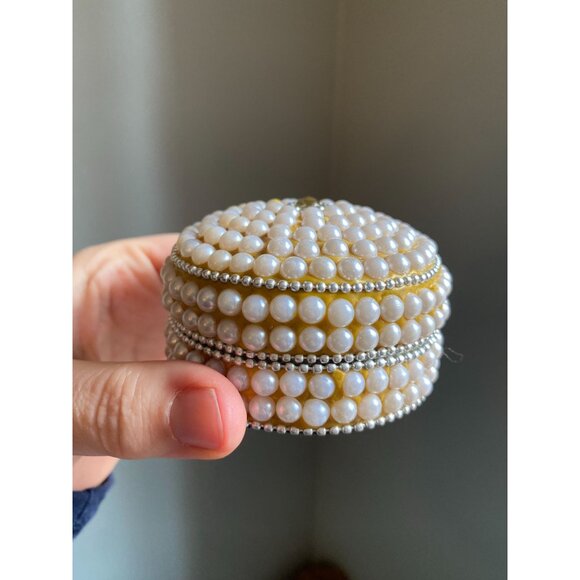 Vintage Pearl-Embellished Round Jewelry Trinket Box With Rhinestone Accent & Vel - Picture 2 of 7